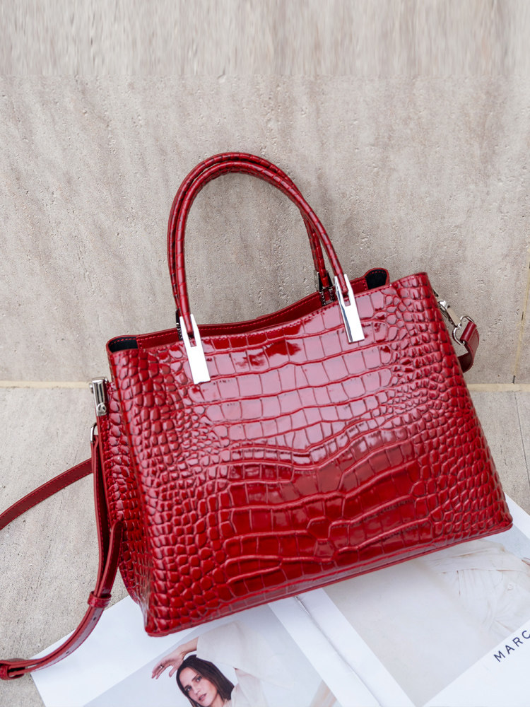 Aidrani Women Crocodile Print  - Leatherwork Designs ulasan dan harga